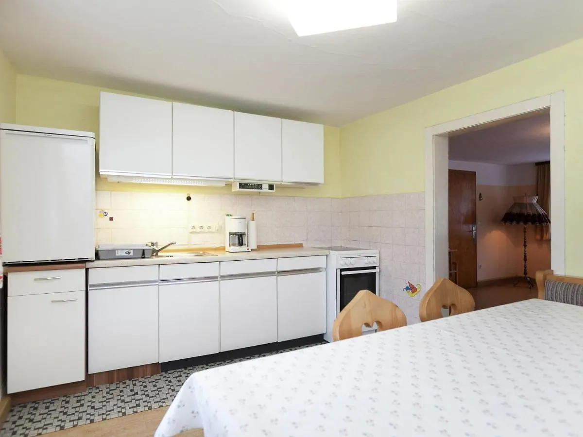 Holiday Home With Garden Near The Forest 아른츠왕