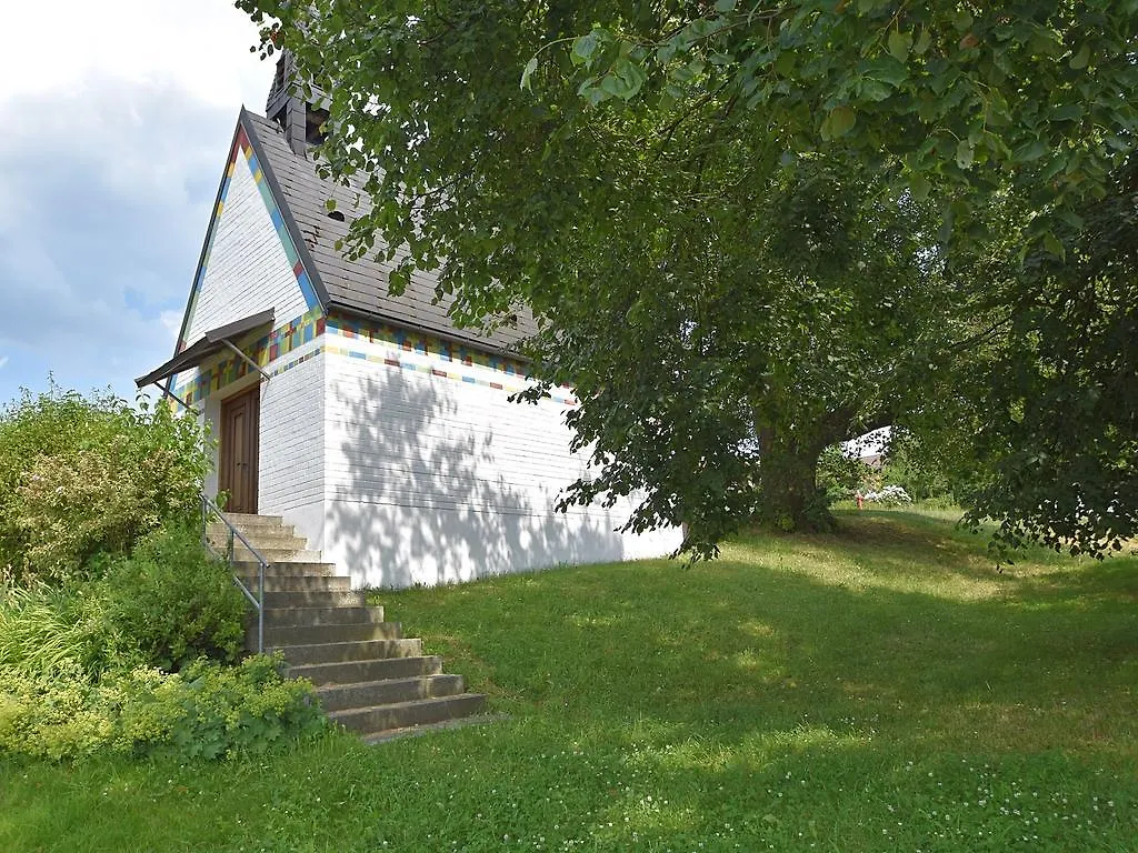 Holiday Home With Garden Near The Forest 아른츠왕